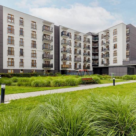 Cozy Apartment With Parking Bakalarska By Noclegi Renters Varšava Exteriér fotografie